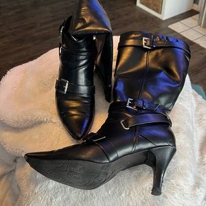 Kenneth Cole Reaction black knee high boots size 10w.
